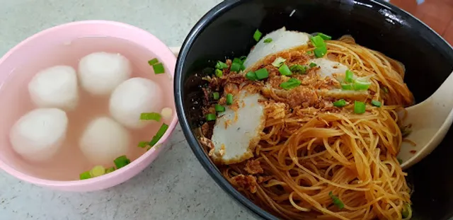 Ampang Fishball Restaurant 安邦西刀魚丸粉