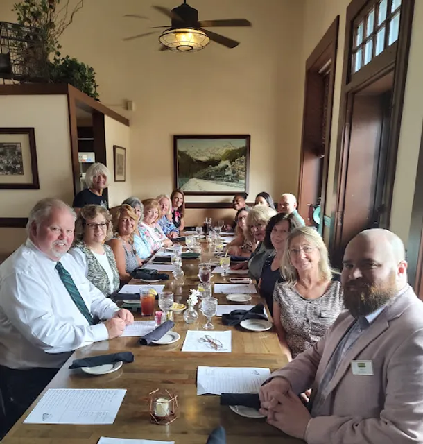 JG's Tarentum Station Grille