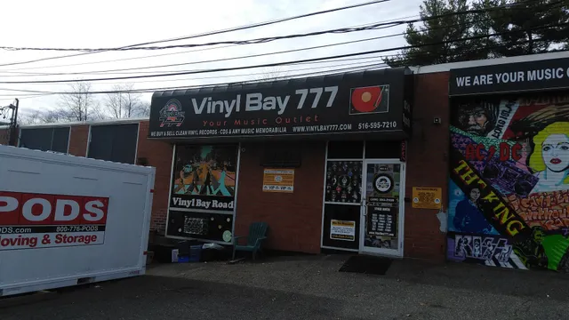 Vinyl Bay 777