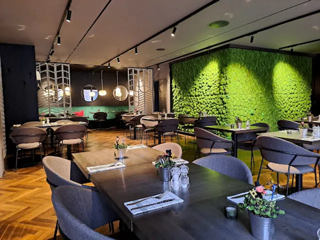 Zum grünen Kakadu - Staatstheater Mainz