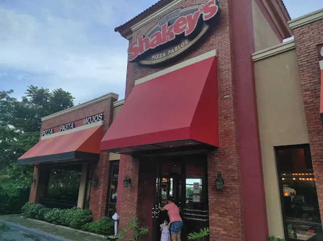 Shakey's Pizza Parlor