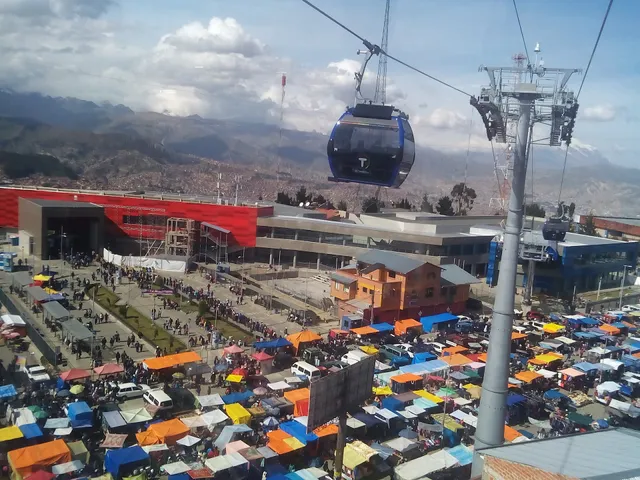 Teleférico Línea Azul - Estación Plaza La Paz