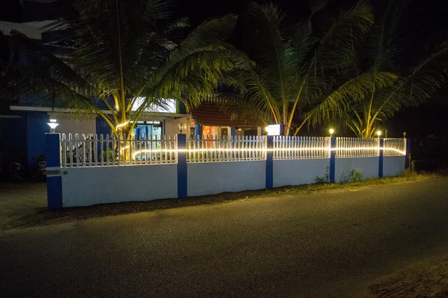 Veeniola Holiday Home