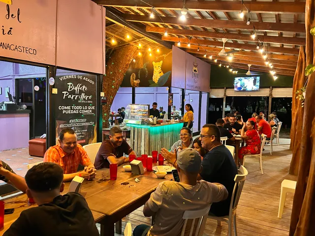 El Paso del Diriá, Restaurante y Buffet