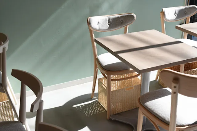 Micasadeco & Cafe Jingumae