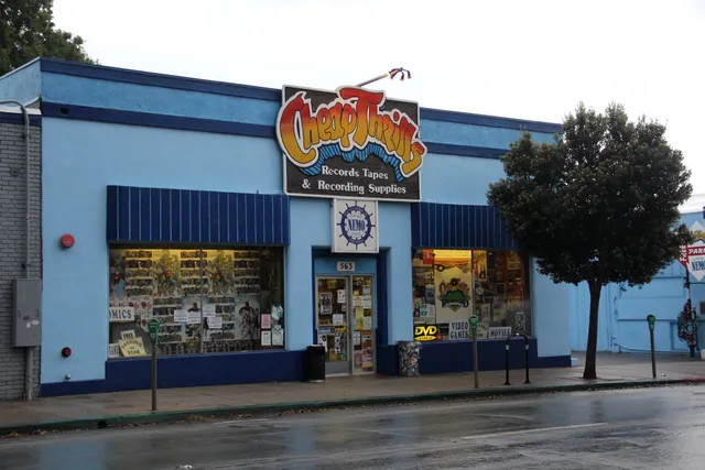 Captain Nemo Games & Comics