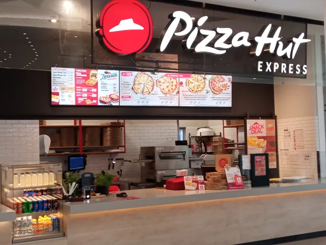 Pizza Hut Opole Solaris