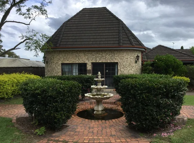 Sir Francis Drake Motel