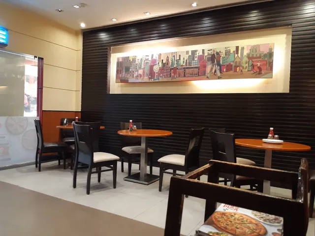 Pizza Hut | Newtown, Kolkata