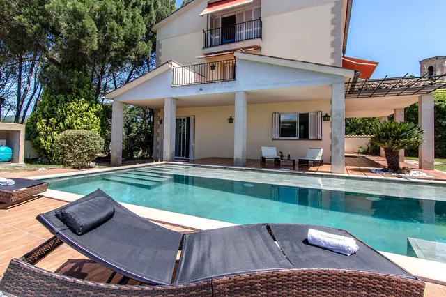 Casa Rural Les Canyes, Resort xalet privat, Lloguer íntegre i privat.