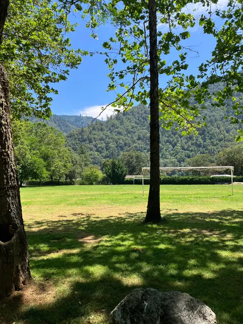 Willow Creek Farmers' Market (seasonal)