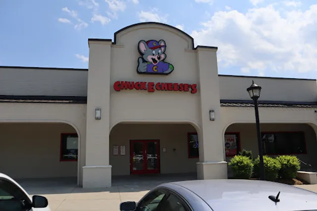 Chuck E. Cheese