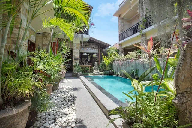 OYO 401 The Frog Homestay Sanur