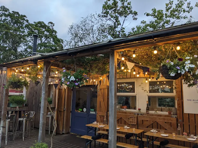 The Allotment Kitchen- Stepney High Street