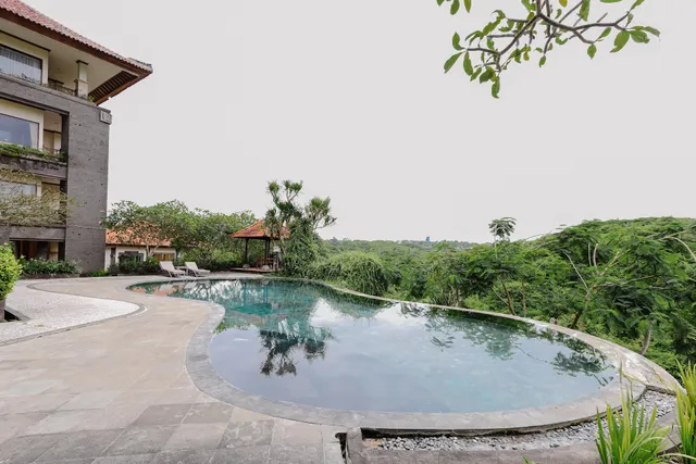 Langon Bali Resort by The Lavana