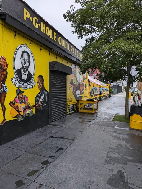 Pg Hole Social &cultural center