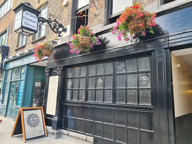 Ye Olde Cheshire Cheese