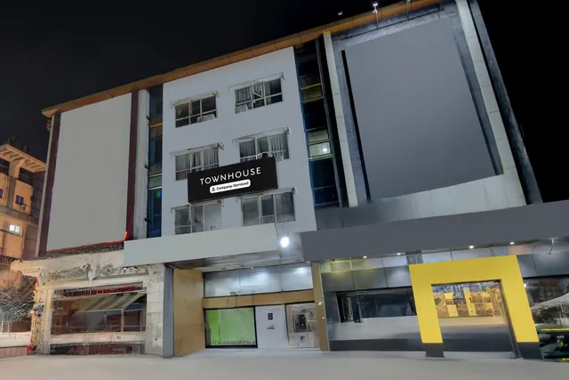 Townhouse Narayanaguda Metro Station Formerly Hotel Anshu Grand