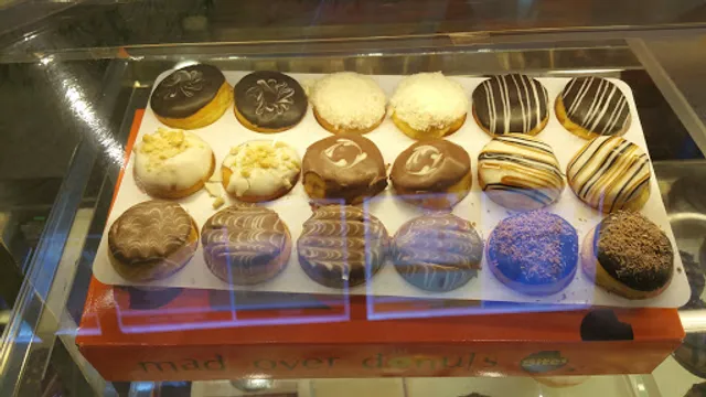 Mad Over Donuts