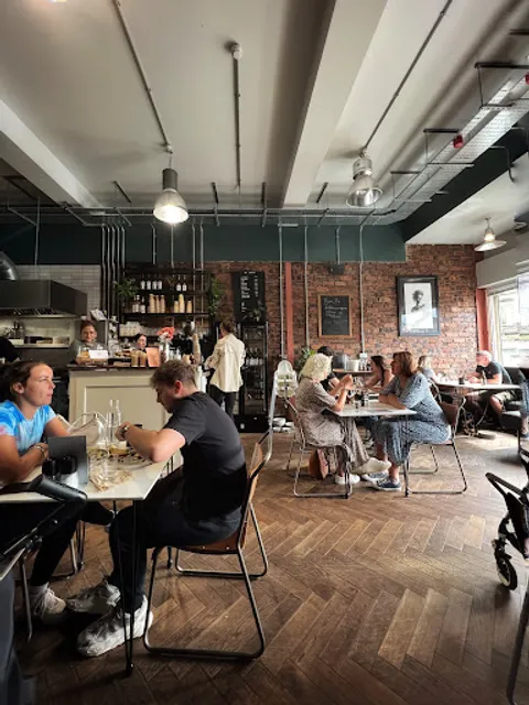 Cafe 77 Barshaw Park