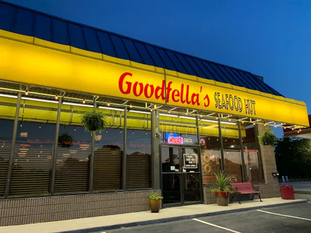 Good Fellas Seafood Hut & Bar