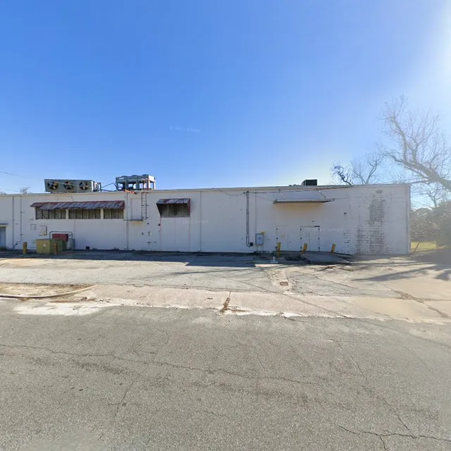 Bratts Plaza Shopping Center