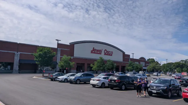 Gateway Centre Plaza