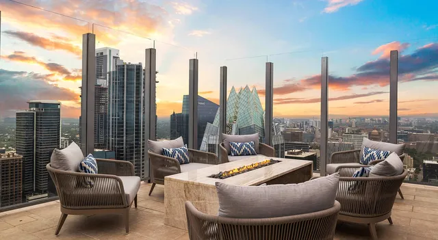 Hanover Brazos Street