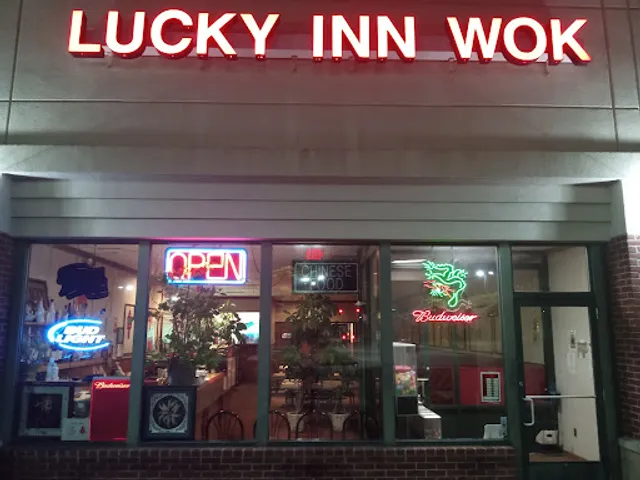 Lucky Inn Wok