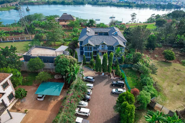 Pearl On The Nile Hotel