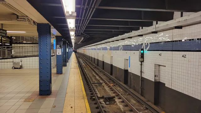 42 St-Port Authority Bus Terminal