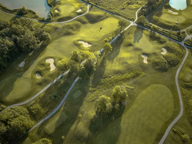 Seven Lakes Golf Course Ltd