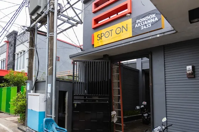 SPOT ON 2433 Pondok Akuanna