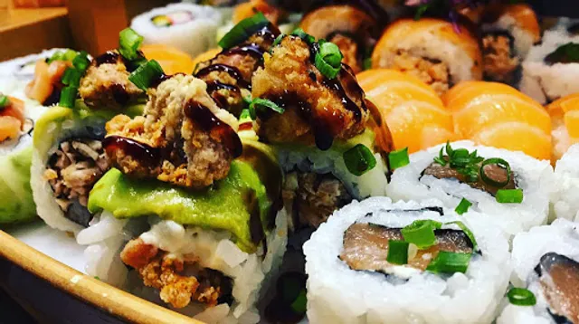 Restaurante japonês Wok e Sushi Bar