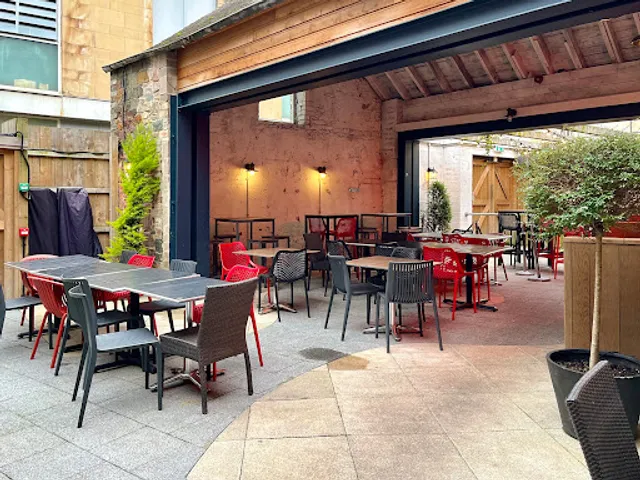 Hunters Hall - JD Wetherspoon