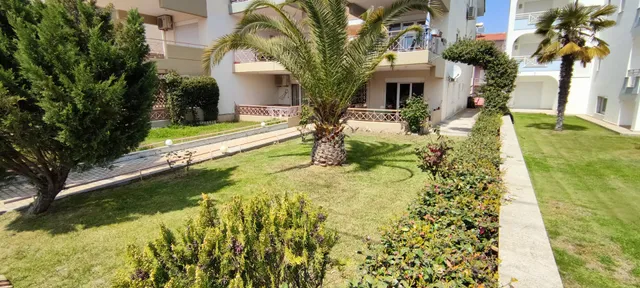 Lucy's next to sea apartment