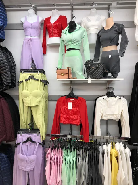 Red T Clothing Store