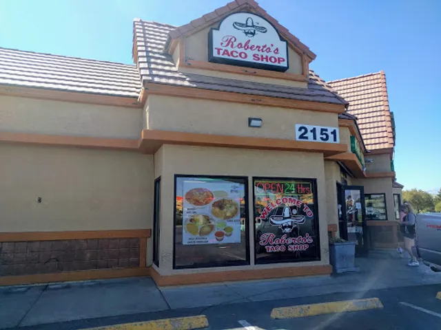 Roberto's Taco Shop