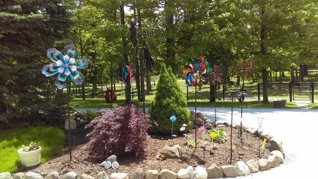 Country Tarp N Gifts