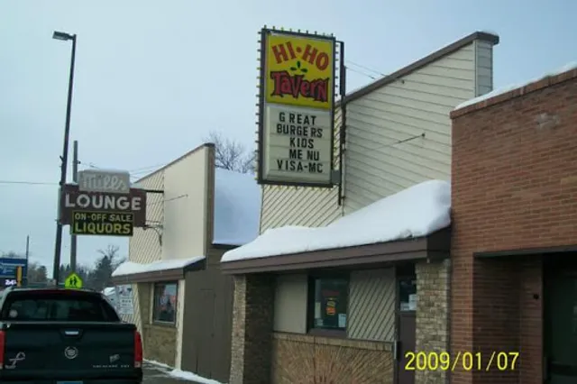 Dilworth Hi-Ho Burgers & Brews