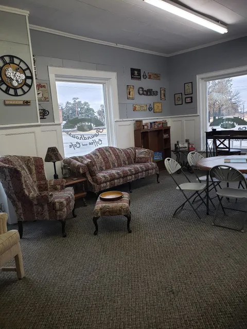 Roundhouse Coffee & Cafe