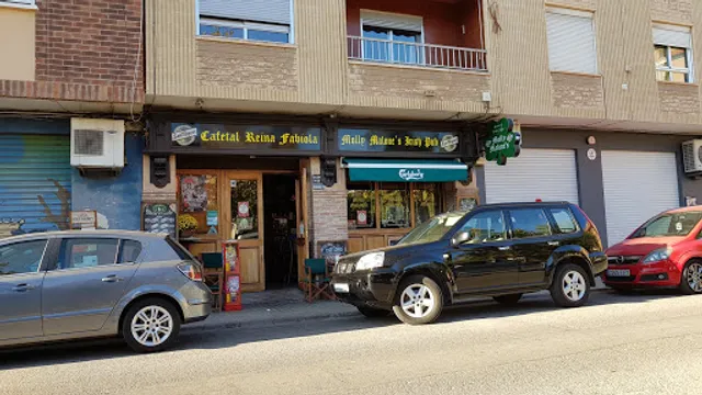 Cafetal Reina Fabiola Molly Malone's Irish Pub