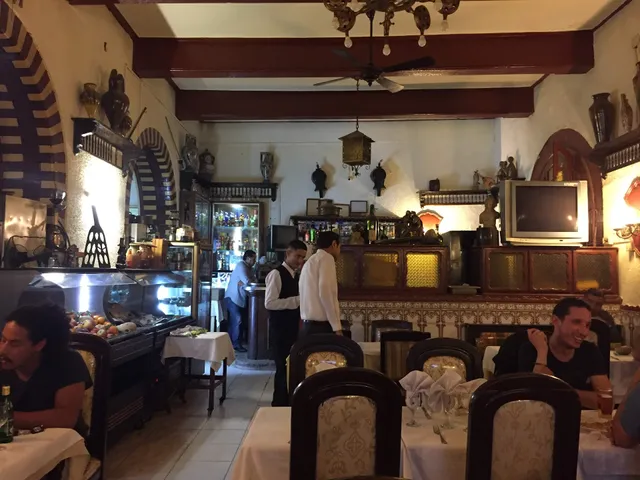 Cafe Bar Restaurant L'orient