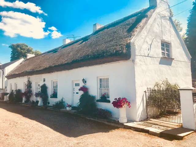 Kingsmills Self Catering Cottages - Nuala’s Neuk & Lottie’s Loft