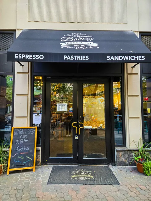 Roggenart European Bakery, Bistro & Cafe