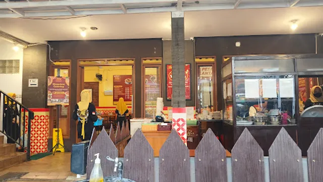 Spesial Soto Boyolali (SSB) Hj Hesti