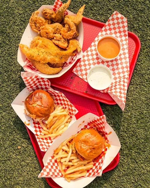 Skips fish & chicken