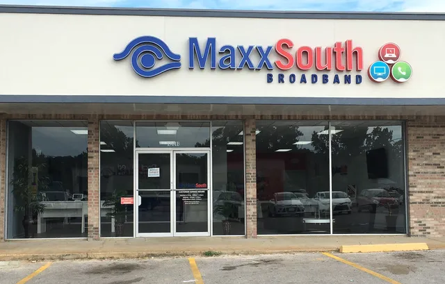 MaxxSouth Broadband