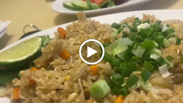 Johnny's Restaurant Palm Mall