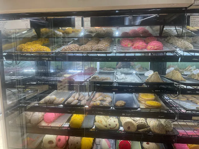 La Reyna Bakery